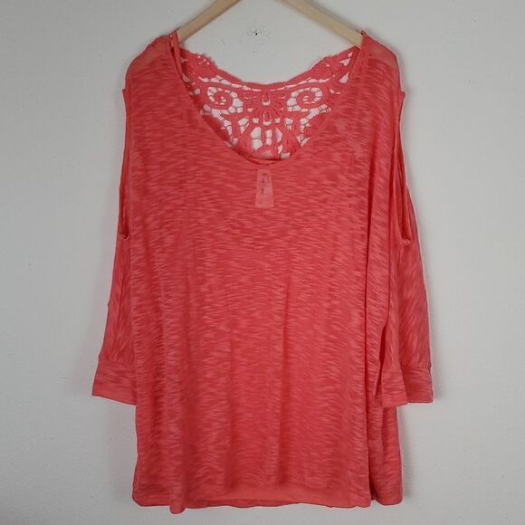 BB Boutique Layered Top with Lace. Size 3xl - Picture 6 of 8